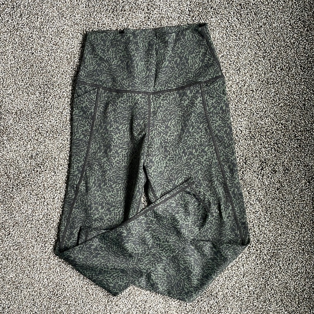 Senita Athletics lux Pace Pants in evergreen terrain print
